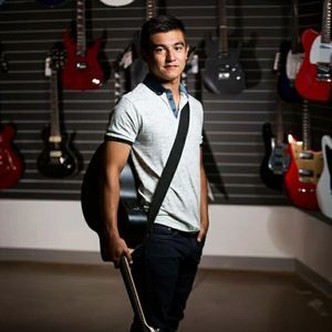 Meet your Posher, Christopher